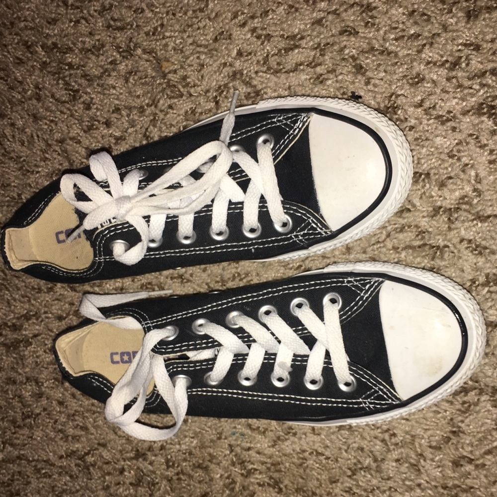 Basic black converse